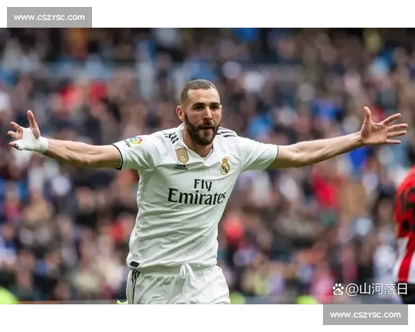 姆巴佩 9 场 12 球虐巴萨：本世纪第三，效率碾压 C 罗本泽马